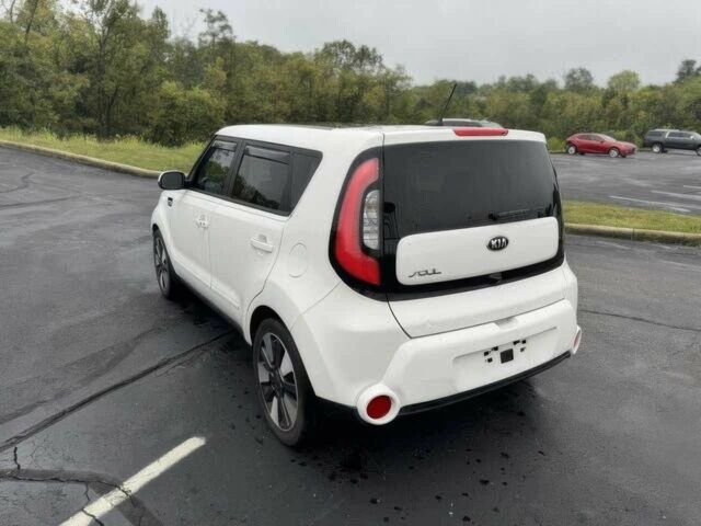 Чорний Кіа Soul, об'ємом двигуна 2 л та пробігом 72 тис. км за 1800 $, фото 5 на Automoto.ua