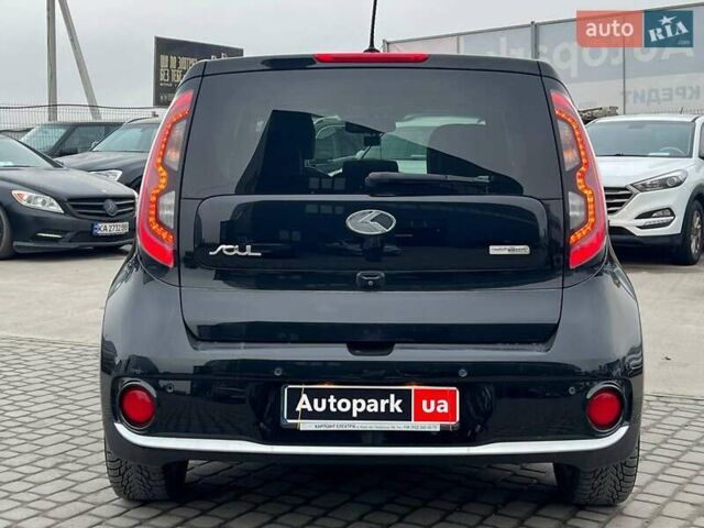 Черный Киа Soul, объемом двигателя 0 л и пробегом 100 тыс. км за 9790 $, фото 6 на Automoto.ua