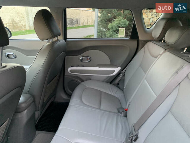 Черный Киа Soul, объемом двигателя 0 л и пробегом 169 тыс. км за 7500 $, фото 17 на Automoto.ua