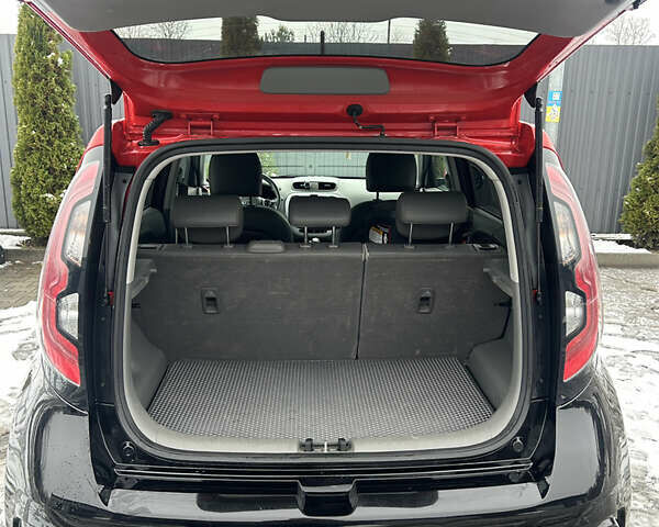 Черный Киа Soul, объемом двигателя 0 л и пробегом 182 тыс. км за 8500 $, фото 3 на Automoto.ua