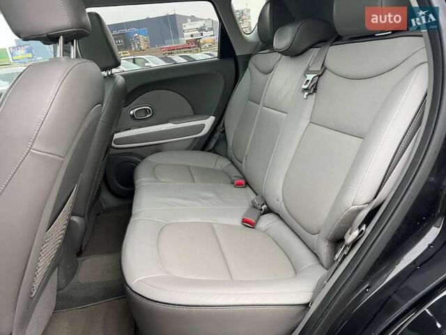 Черный Киа Soul, объемом двигателя 0 л и пробегом 100 тыс. км за 9790 $, фото 34 на Automoto.ua