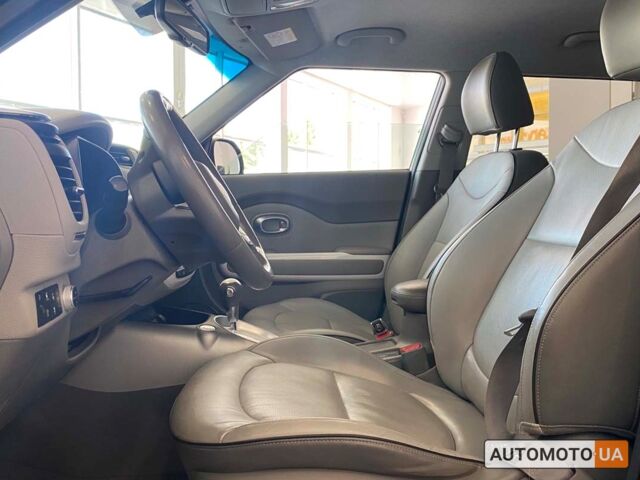 Чорний Кіа Soul, об'ємом двигуна 30 л та пробігом 135 тис. км за 9800 $, фото 11 на Automoto.ua
