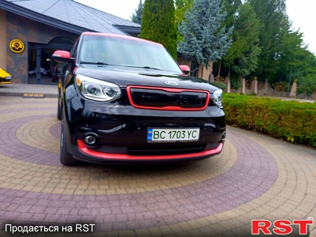 Чорний Кіа Soul, об'ємом двигуна 0 л та пробігом 98 тис. км за 7500 $, фото 1 на Automoto.ua