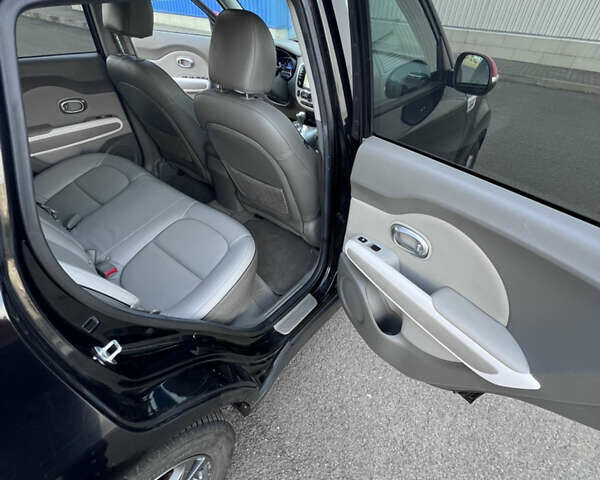 Черный Киа Soul, объемом двигателя 0 л и пробегом 125 тыс. км за 6200 $, фото 29 на Automoto.ua