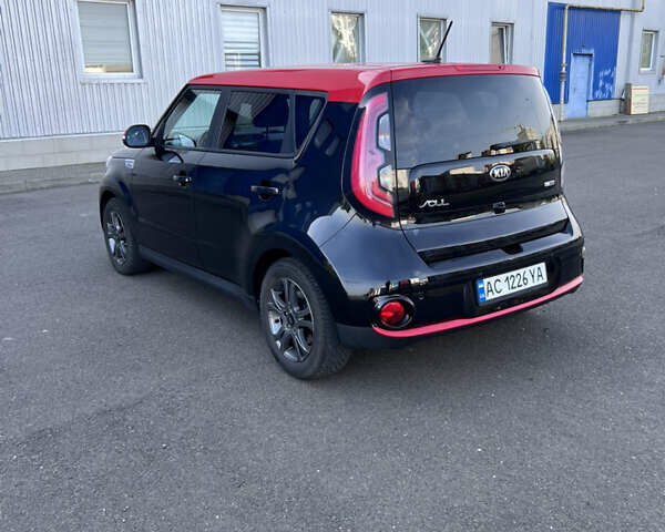 Черный Киа Soul, объемом двигателя 0 л и пробегом 125 тыс. км за 6200 $, фото 5 на Automoto.ua