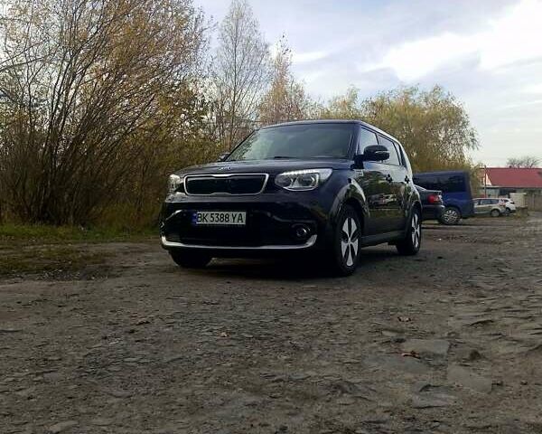 Черный Киа Soul, объемом двигателя 0 л и пробегом 153 тыс. км за 6000 $, фото 2 на Automoto.ua