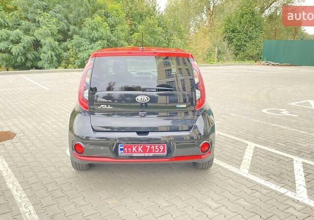 Черный Киа Soul, объемом двигателя 0 л и пробегом 82 тыс. км за 7499 $, фото 5 на Automoto.ua
