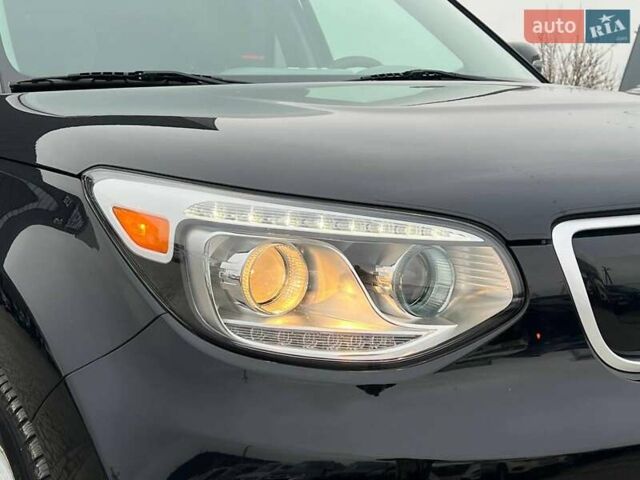 Черный Киа Soul, объемом двигателя 0 л и пробегом 100 тыс. км за 9790 $, фото 12 на Automoto.ua