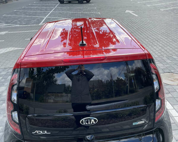 Черный Киа Soul, объемом двигателя 0 л и пробегом 125 тыс. км за 10900 $, фото 15 на Automoto.ua