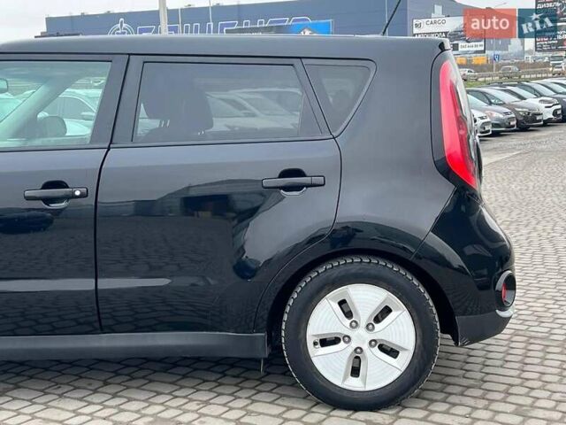 Черный Киа Soul, объемом двигателя 0 л и пробегом 100 тыс. км за 9790 $, фото 5 на Automoto.ua