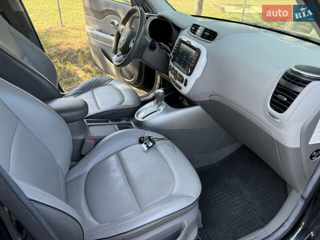 Чорний Кіа Soul, об'ємом двигуна 0 л та пробігом 37 тис. км за 6799 $, фото 40 на Automoto.ua