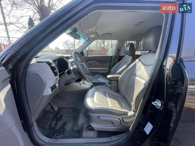 Чорний Кіа Soul, об'ємом двигуна 0 л та пробігом 123 тис. км за 7500 $, фото 12 на Automoto.ua