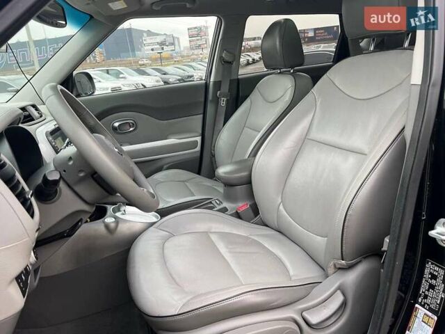 Черный Киа Soul, объемом двигателя 0 л и пробегом 100 тыс. км за 9790 $, фото 18 на Automoto.ua