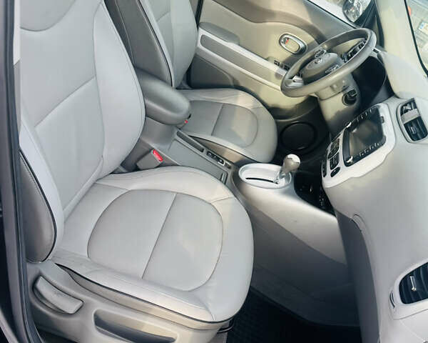 Чорний Кіа Soul, об'ємом двигуна 0 л та пробігом 79 тис. км за 8690 $, фото 8 на Automoto.ua