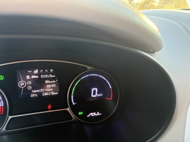 Черный Киа Soul, объемом двигателя 0 л и пробегом 134 тыс. км за 5600 $, фото 20 на Automoto.ua