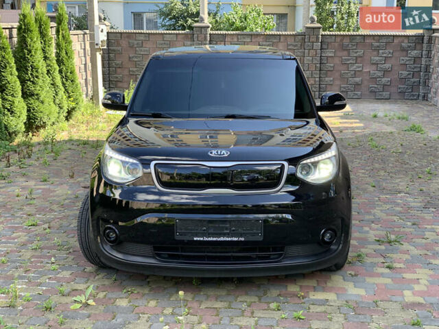 Черный Киа Soul, объемом двигателя 0 л и пробегом 158 тыс. км за 5999 $, фото 5 на Automoto.ua