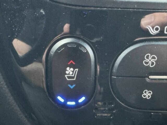 Чорний Кіа Soul, об'ємом двигуна 2 л та пробігом 72 тис. км за 1800 $, фото 10 на Automoto.ua