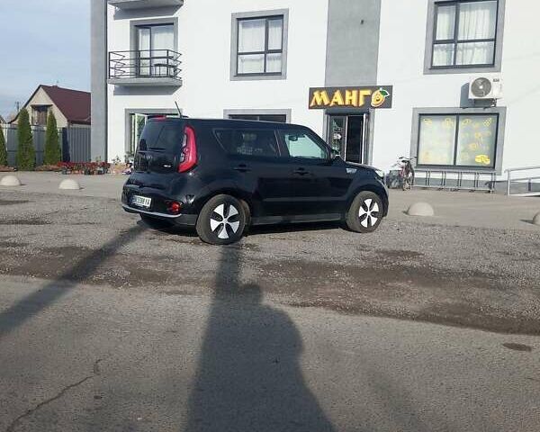 Черный Киа Soul, объемом двигателя 0 л и пробегом 153 тыс. км за 6000 $, фото 10 на Automoto.ua