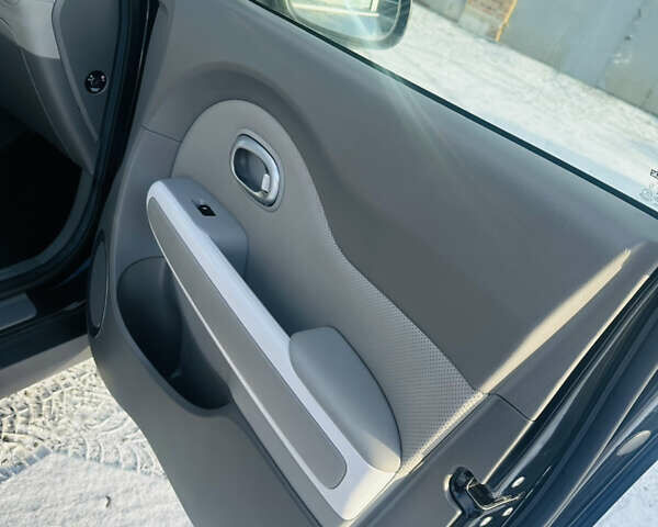 Чорний Кіа Soul, об'ємом двигуна 0 л та пробігом 79 тис. км за 8690 $, фото 9 на Automoto.ua