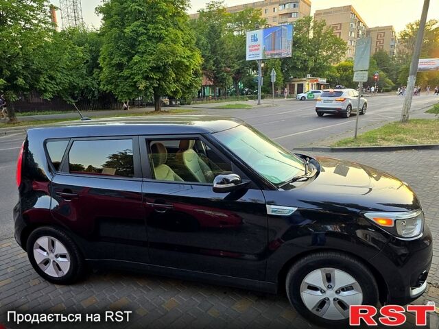 Чорний Кіа Soul, об'ємом двигуна 0 л та пробігом 78 тис. км за 8200 $, фото 5 на Automoto.ua