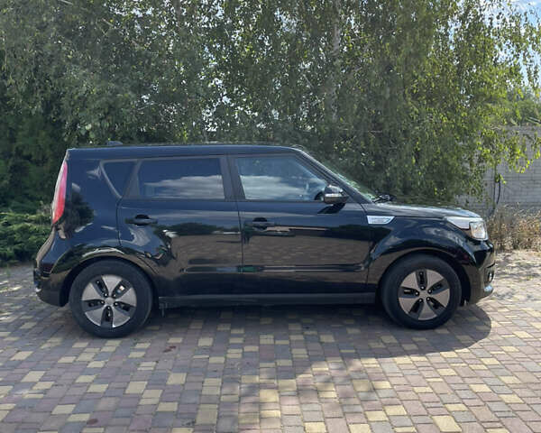 Черный Киа Soul, объемом двигателя 0 л и пробегом 110 тыс. км за 9500 $, фото 6 на Automoto.ua