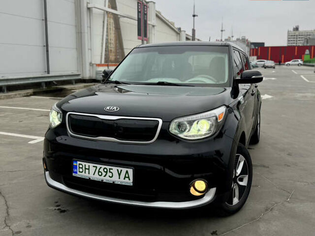 Черный Киа Soul, объемом двигателя 0 л и пробегом 127 тыс. км за 10700 $, фото 1 на Automoto.ua