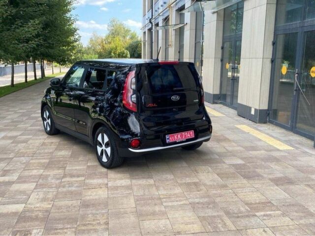 Чорний Кіа Soul, об'ємом двигуна 0 л та пробігом 148 тис. км за 9300 $, фото 5 на Automoto.ua
