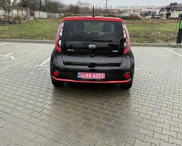 Черный Киа Soul, объемом двигателя 0 л и пробегом 150 тыс. км за 7500 $, фото 4 на Automoto.ua