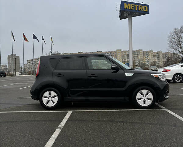 Черный Киа Soul, объемом двигателя 0 л и пробегом 100 тыс. км за 9100 $, фото 2 на Automoto.ua
