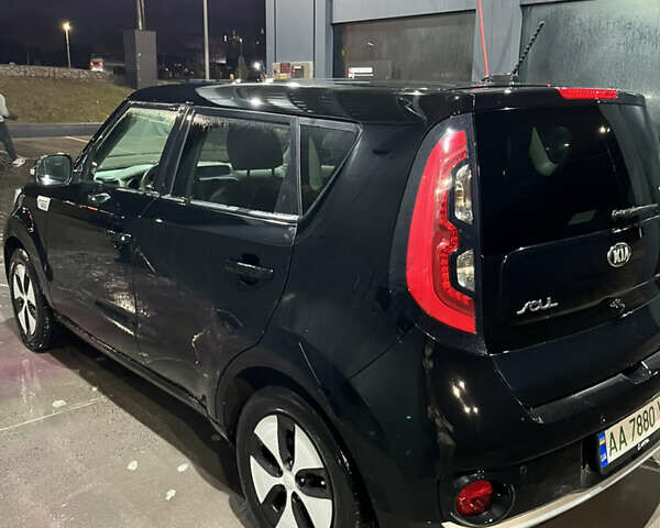 Черный Киа Soul, объемом двигателя 0 л и пробегом 126 тыс. км за 7800 $, фото 3 на Automoto.ua