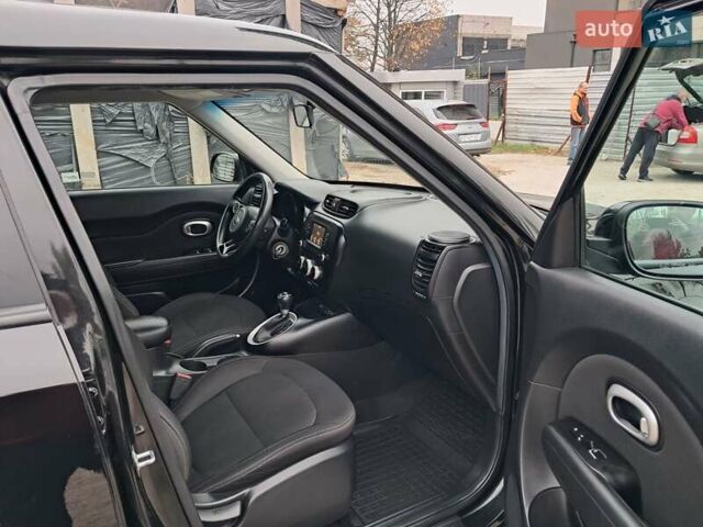 Черный Киа Soul, объемом двигателя 1.59 л и пробегом 183 тыс. км за 9800 $, фото 11 на Automoto.ua