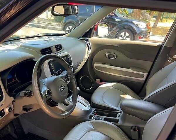 Черный Киа Soul, объемом двигателя 0 л и пробегом 116 тыс. км за 10500 $, фото 2 на Automoto.ua
