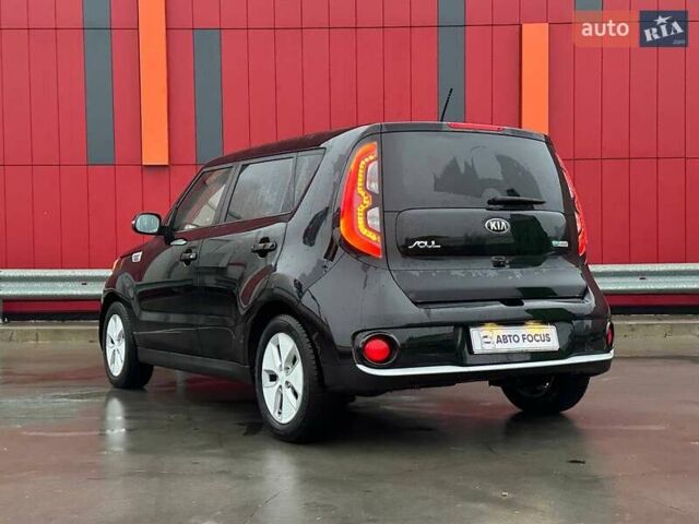 Черный Киа Soul, объемом двигателя 0 л и пробегом 100 тыс. км за 8790 $, фото 4 на Automoto.ua