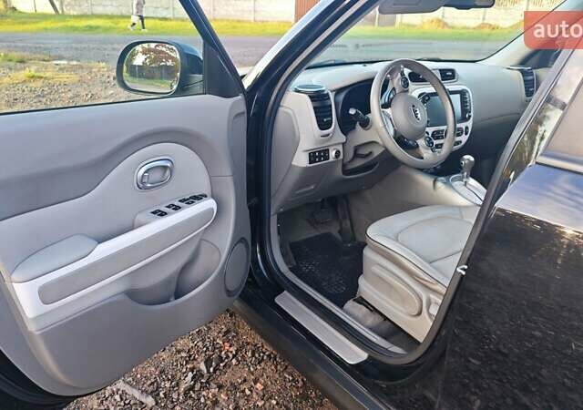 Чорний Кіа Soul, об'ємом двигуна 0 л та пробігом 188 тис. км за 8300 $, фото 1 на Automoto.ua