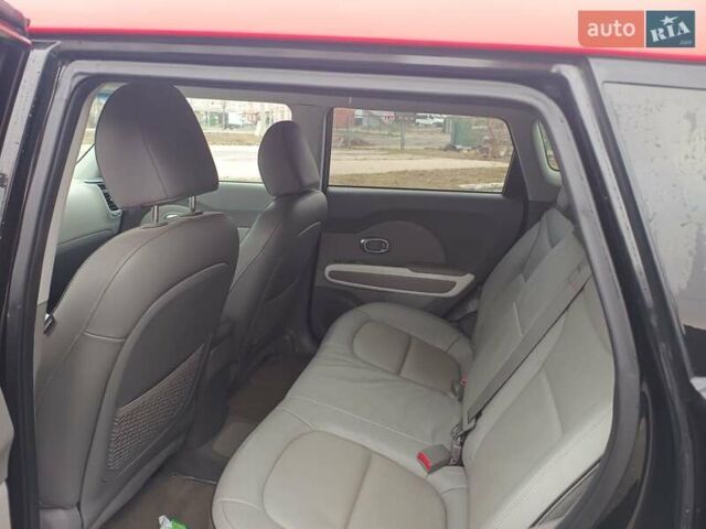 Чорний Кіа Soul, об'ємом двигуна 0 л та пробігом 69 тис. км за 8200 $, фото 5 на Automoto.ua
