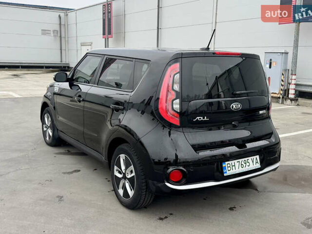 Черный Киа Soul, объемом двигателя 0 л и пробегом 127 тыс. км за 10700 $, фото 10 на Automoto.ua