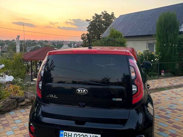 Черный Киа Soul, объемом двигателя 0 л и пробегом 116 тыс. км за 10500 $, фото 8 на Automoto.ua