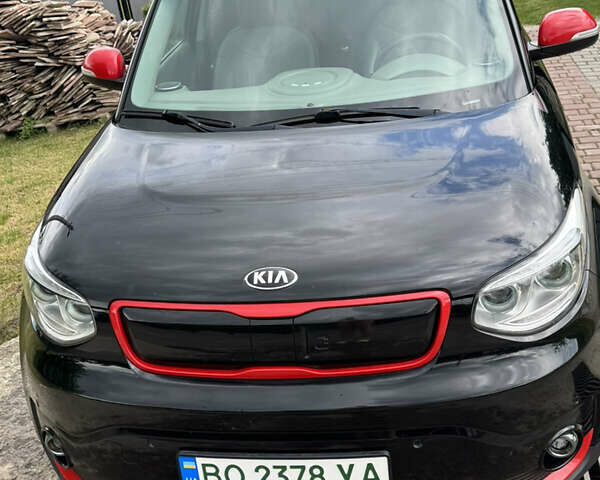 Киа Soul 2016 в Бучаче на Automoto.ua Черный Киа Soul, объемом двигателя 0 л и пробегом 149 тыс. км за 5900 $, фото 1 на Automoto.ua