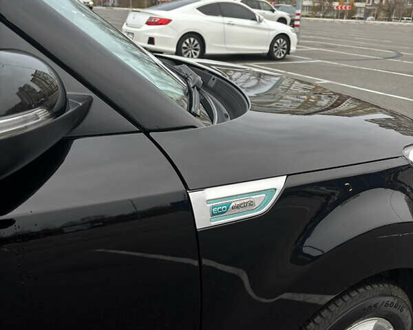 Черный Киа Soul, объемом двигателя 0 л и пробегом 100 тыс. км за 9100 $, фото 10 на Automoto.ua