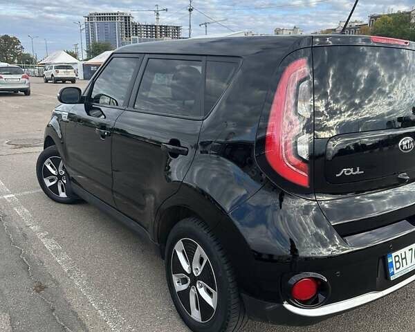 Чорний Кіа Soul, об'ємом двигуна 0 л та пробігом 124 тис. км за 11000 $, фото 10 на Automoto.ua