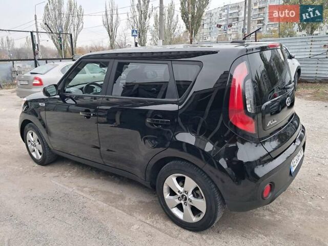 Черный Киа Soul, объемом двигателя 1.59 л и пробегом 183 тыс. км за 9800 $, фото 2 на Automoto.ua