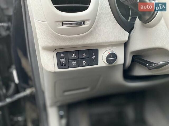 Черный Киа Soul, объемом двигателя 0 л и пробегом 130 тыс. км за 6099 $, фото 10 на Automoto.ua