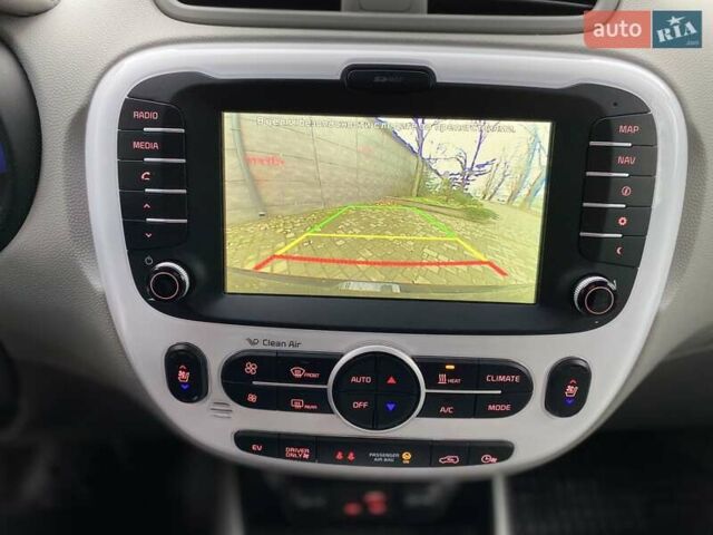 Черный Киа Soul, объемом двигателя 0 л и пробегом 130 тыс. км за 6099 $, фото 13 на Automoto.ua