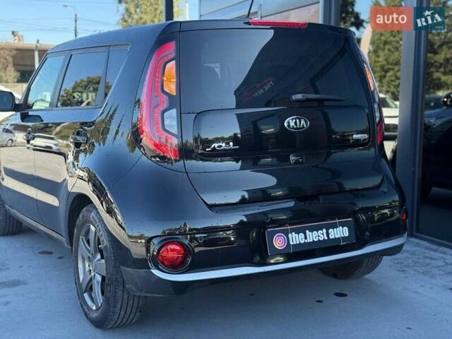 Черный Киа Soul, объемом двигателя 0 л и пробегом 175 тыс. км за 6400 $, фото 8 на Automoto.ua