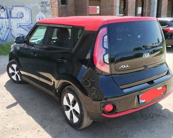 Черный Киа Soul, объемом двигателя 0 л и пробегом 153 тыс. км за 8250 $, фото 10 на Automoto.ua