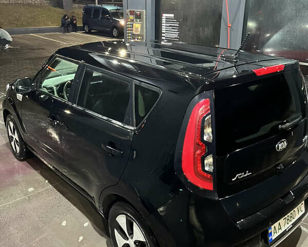 Черный Киа Soul, объемом двигателя 0 л и пробегом 126 тыс. км за 7800 $, фото 2 на Automoto.ua