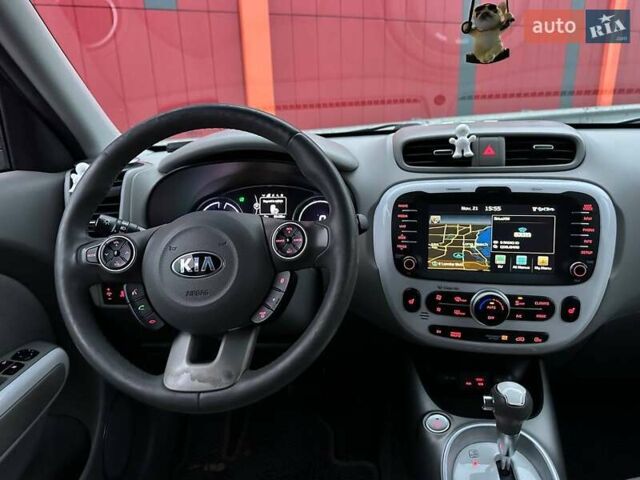 Черный Киа Soul, объемом двигателя 0 л и пробегом 100 тыс. км за 8790 $, фото 13 на Automoto.ua