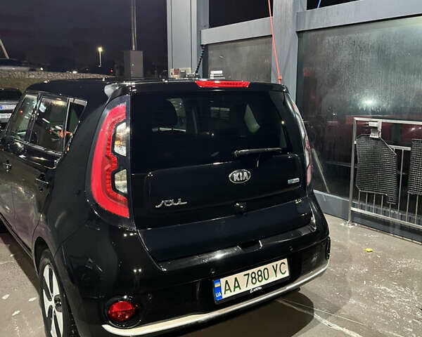 Черный Киа Soul, объемом двигателя 0 л и пробегом 126 тыс. км за 7800 $, фото 4 на Automoto.ua