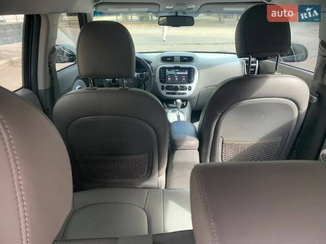 Чорний Кіа Soul, об'ємом двигуна 0 л та пробігом 98 тис. км за 11000 $, фото 11 на Automoto.ua