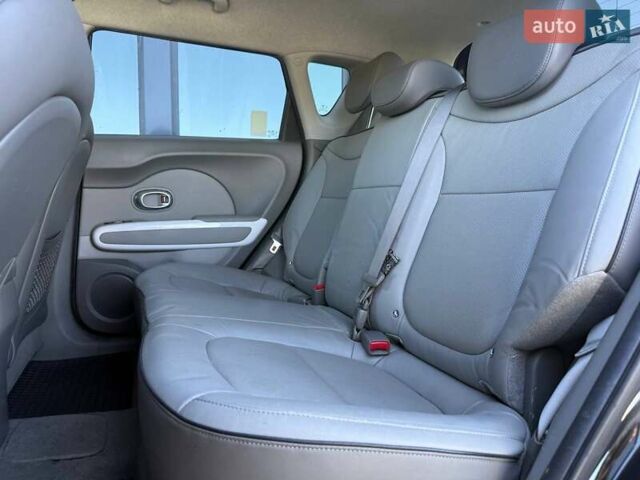 Черный Киа Soul, объемом двигателя 0 л и пробегом 175 тыс. км за 6400 $, фото 34 на Automoto.ua